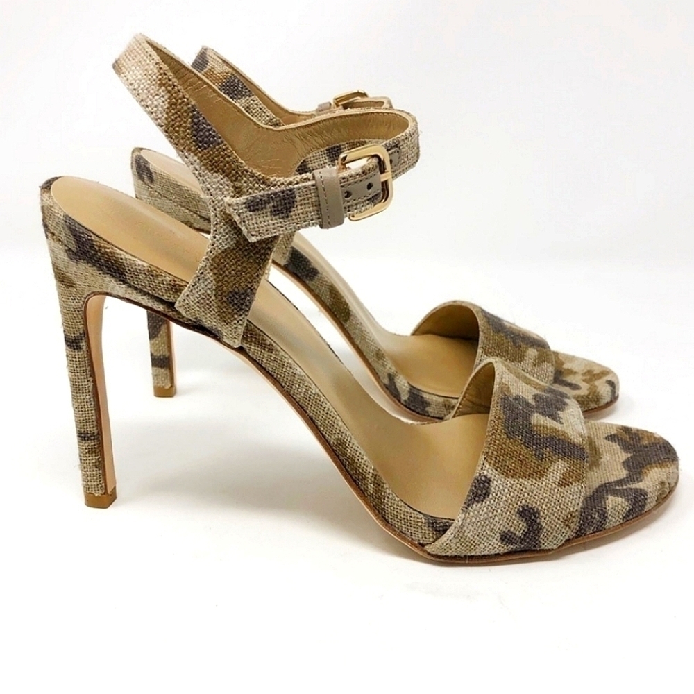 Stuart Weitzman Camouflage T Strap Heel Green Camouflage 9 Nwt